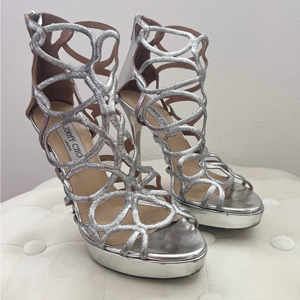 Jimmy Choo heels in Silver. Size 40